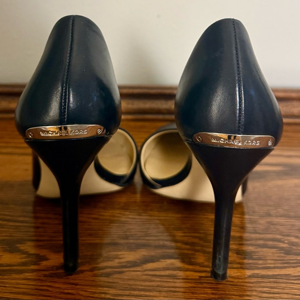 Staple Michael Kors Black Pointed Toe D'Orsay Pumps Julieta High-Heel - Picture 5 of 6